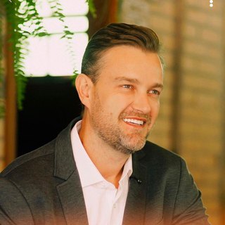 Walter Tomio, LAVÔ FRANCHISING